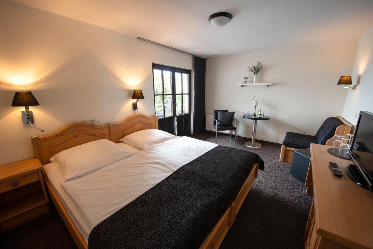 Pension Ari Am See Sellin  Exterior photo